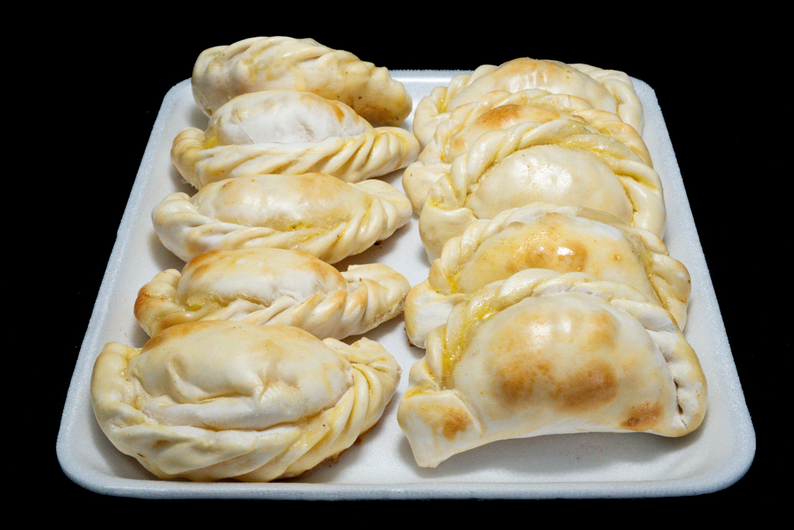 Empanada Cocktail de Queso Crema Cibullet para Horno (10 uni)