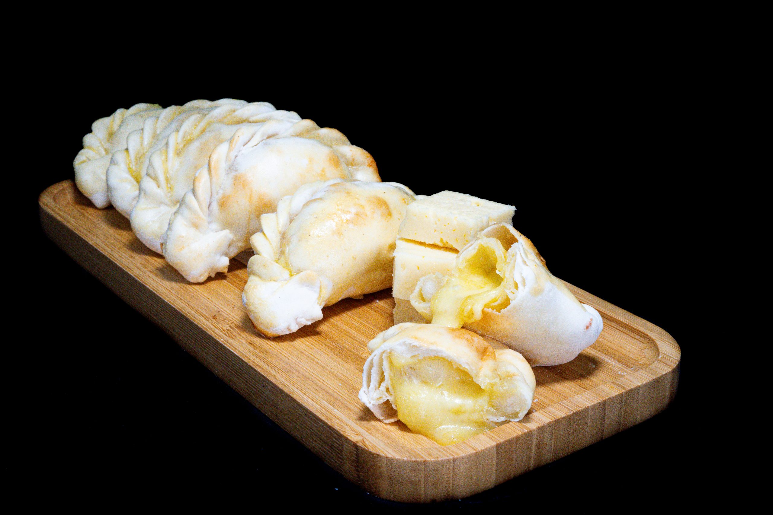 Empanada Cocktail de Queso para Horno (10 uni)